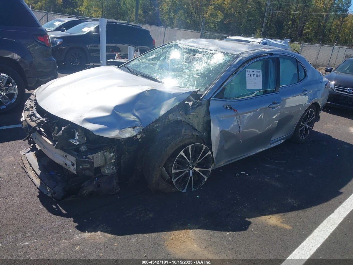 2019 TOYOTA CAMRY SE — снимка 2