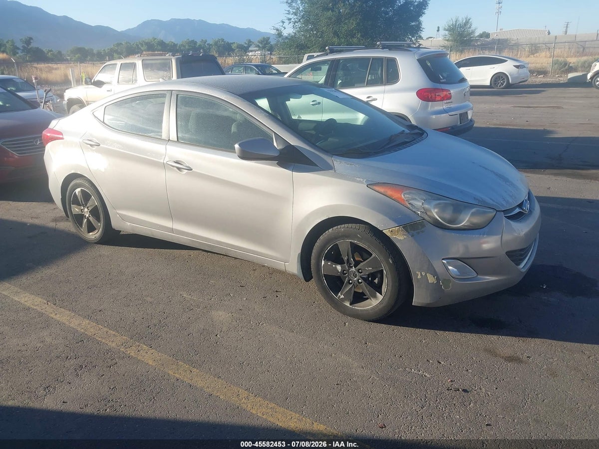 2013 HYUNDAI ELANTRA GLS