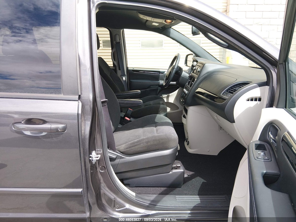 2016 DODGE GRAND CARAVAN SE PLUS — снимка 5
