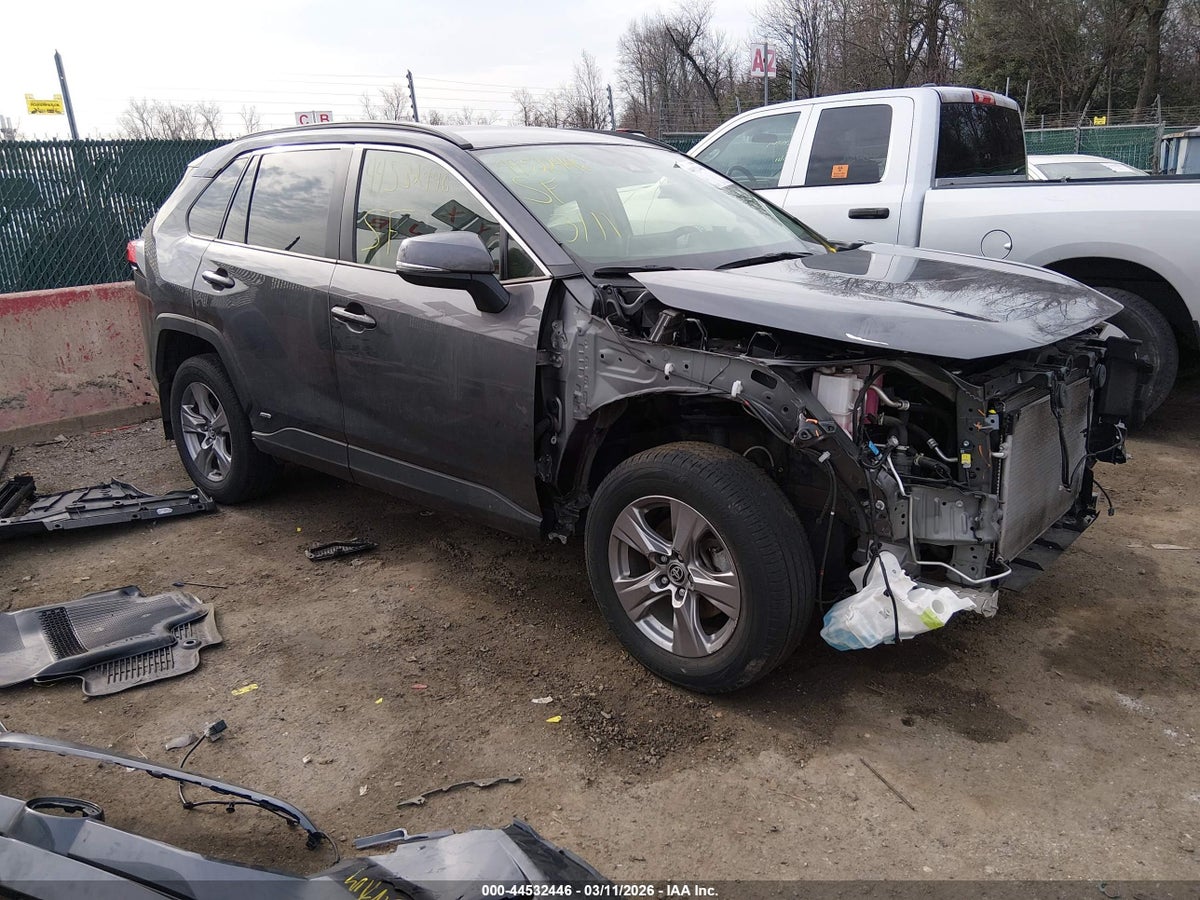 2024 TOYOTA RAV4 HYBRID XLE