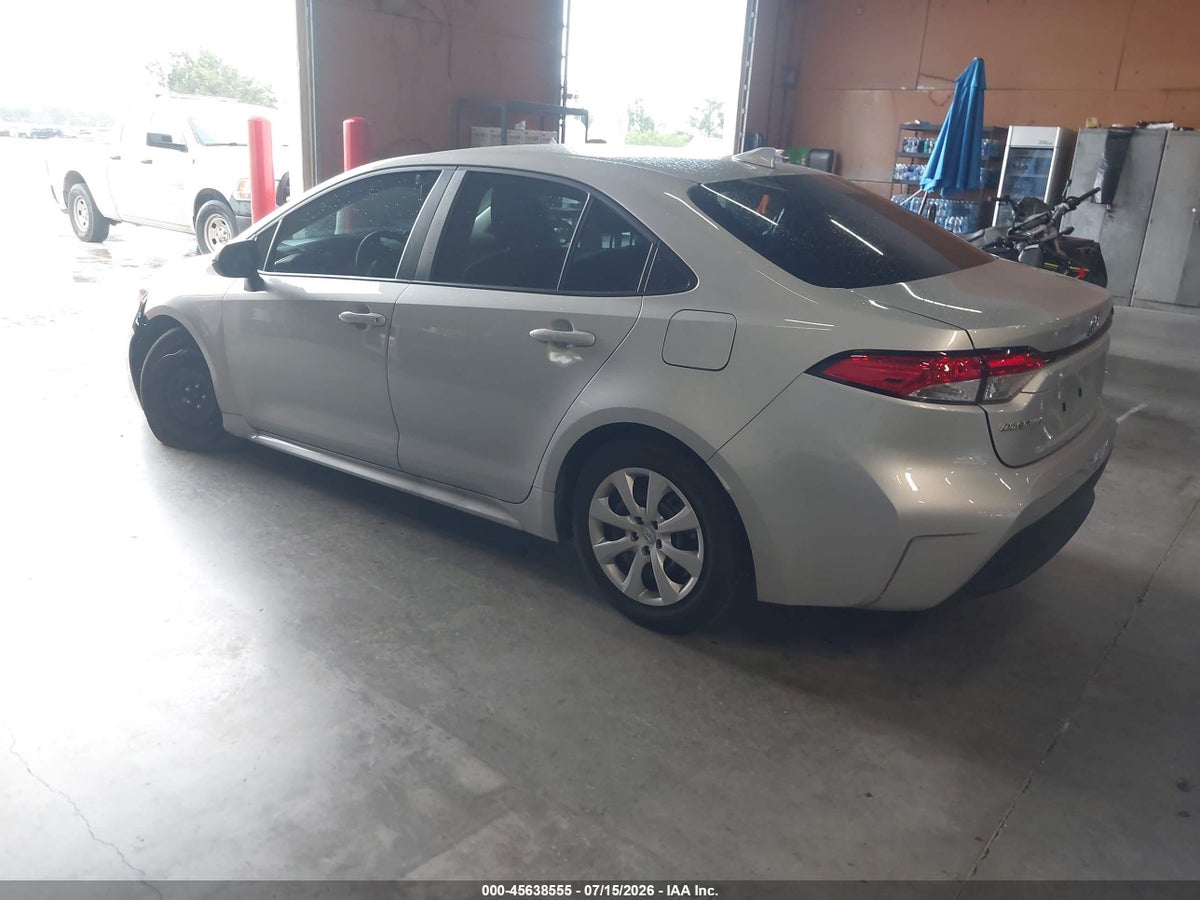 2026 TOYOTA COROLLA LE — снимка 3