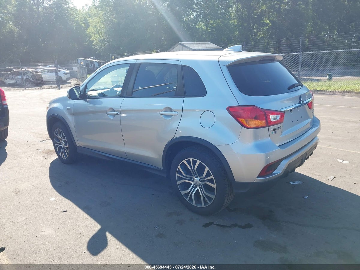 2018 MITSUBISHI OUTLANDER SPORT 2.4 SE — снимка 3