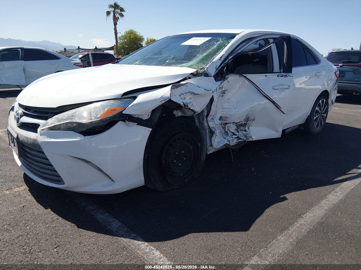 2016 TOYOTA CAMRY LE — снимка 2