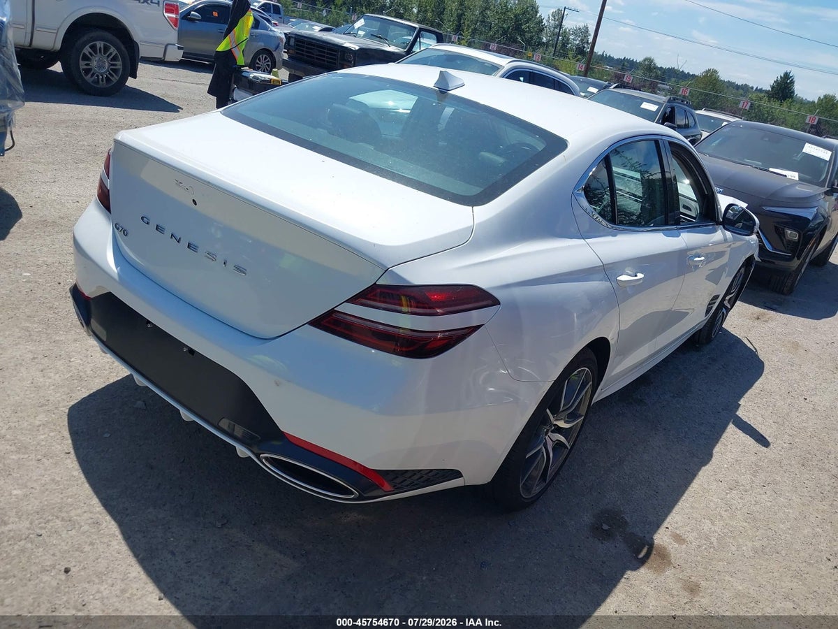 2026 GENESIS G70 2.5T RWD — снимка 4