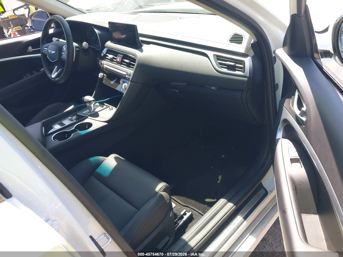 2026 GENESIS G70 2.5T RWD — снимка 5