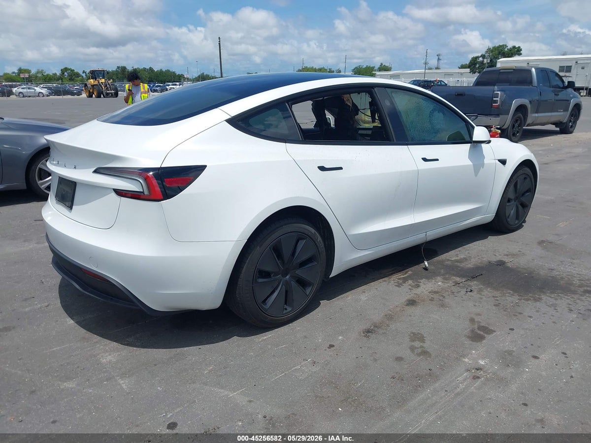 2026 TESLA MODEL 3 PREMIUM REAR-WHEEL DRIVE/REAR-WHEEL DRIVE — снимка 4