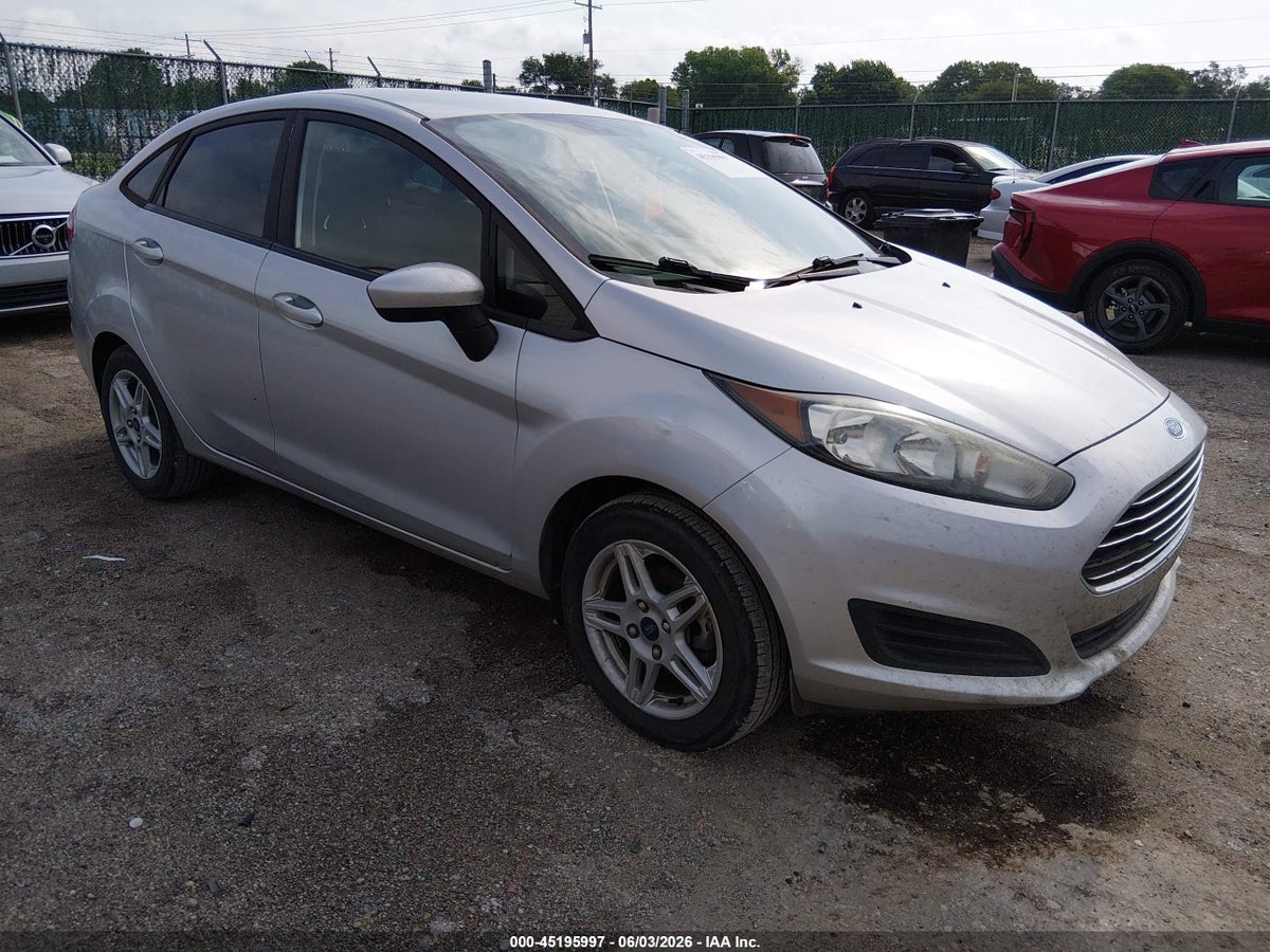 2017 FORD FIESTA SE