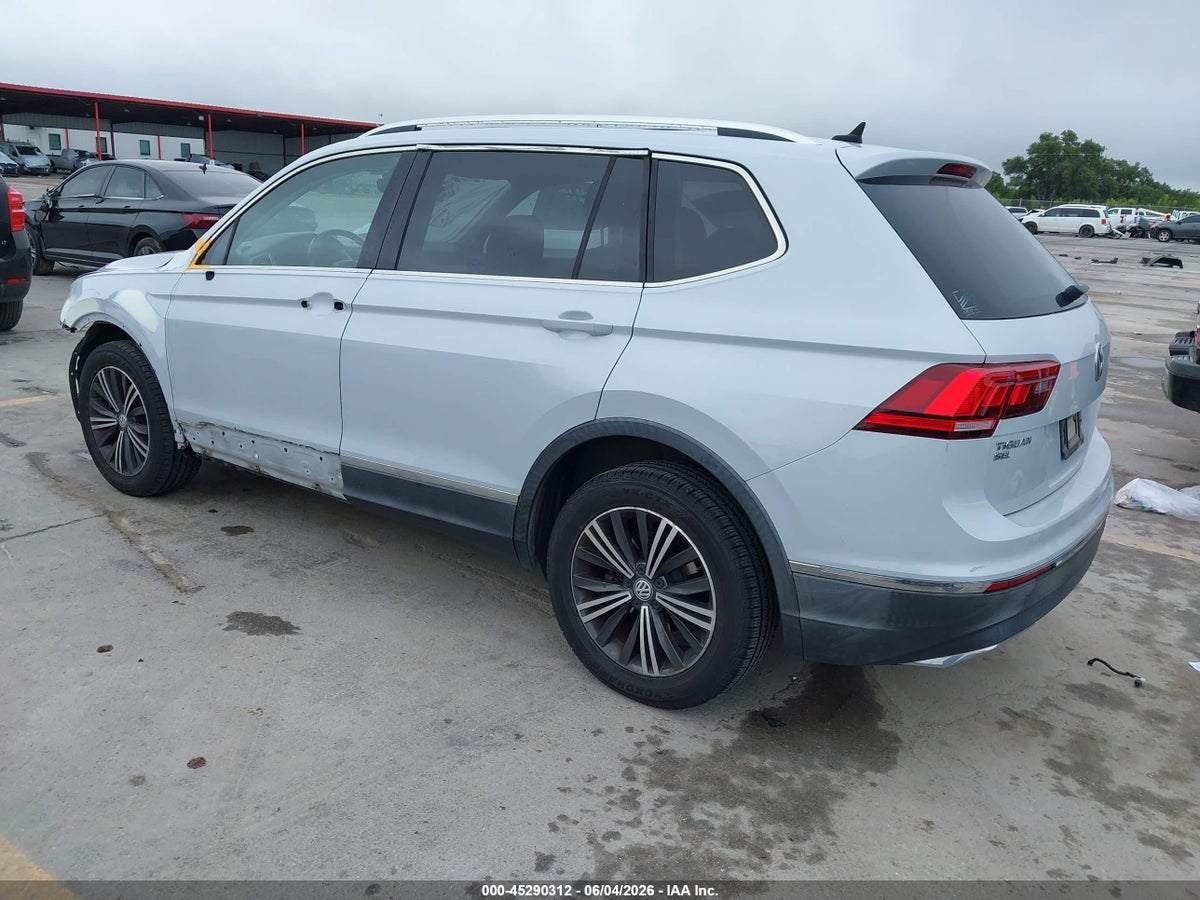 2018 VOLKSWAGEN TIGUAN 2.0T SE/2.0T SEL — снимка 3