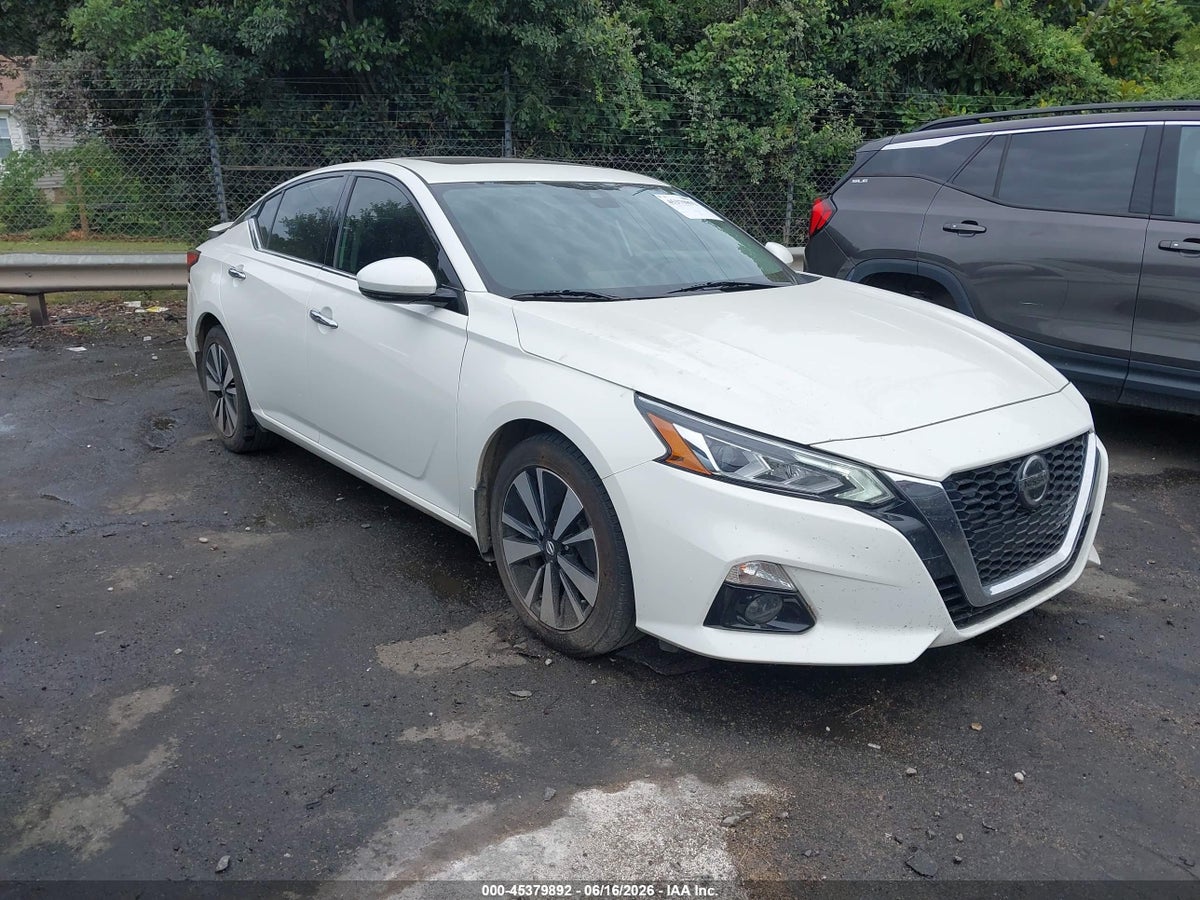 2021 NISSAN ALTIMA SL FWD