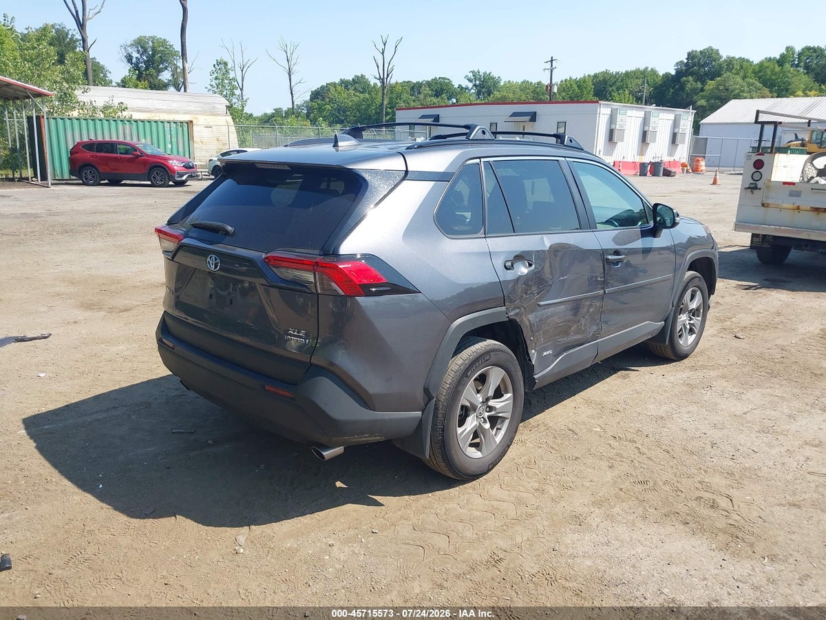 2024 TOYOTA RAV4 HYBRID XLE — снимка 4