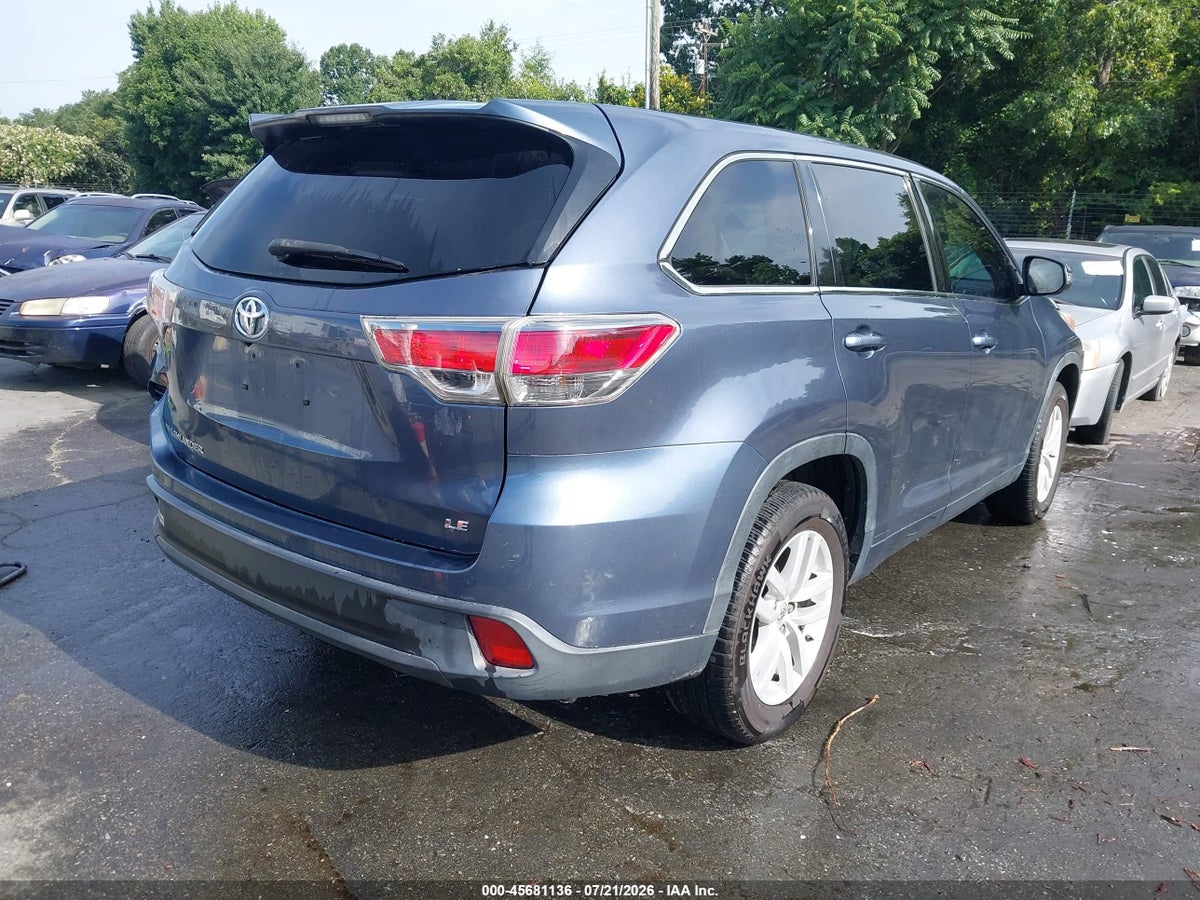 2015 TOYOTA HIGHLANDER LE — снимка 4