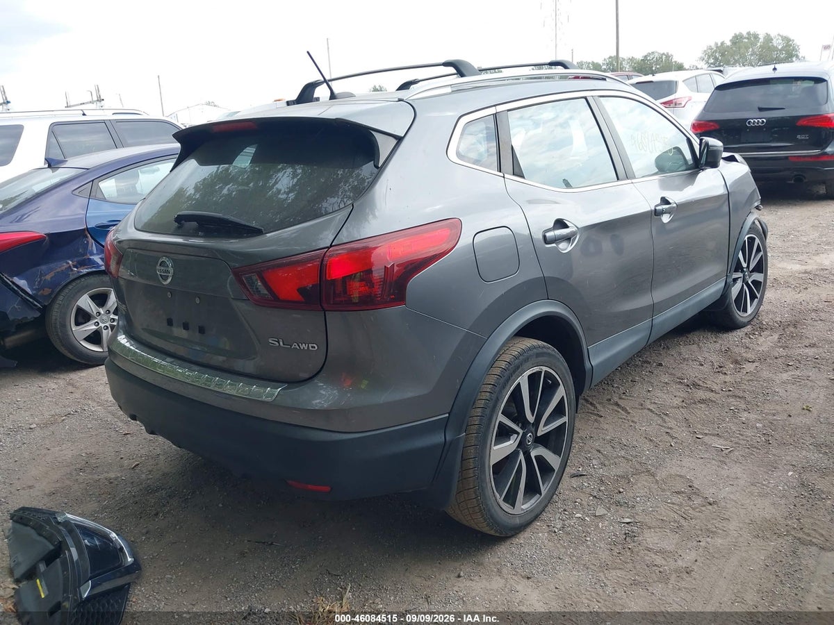 2017 NISSAN ROGUE SPORT SL — снимка 4