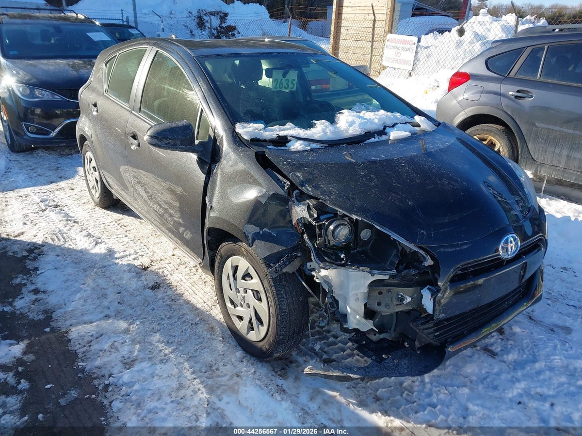 2016 TOYOTA PRIUS C TWO
