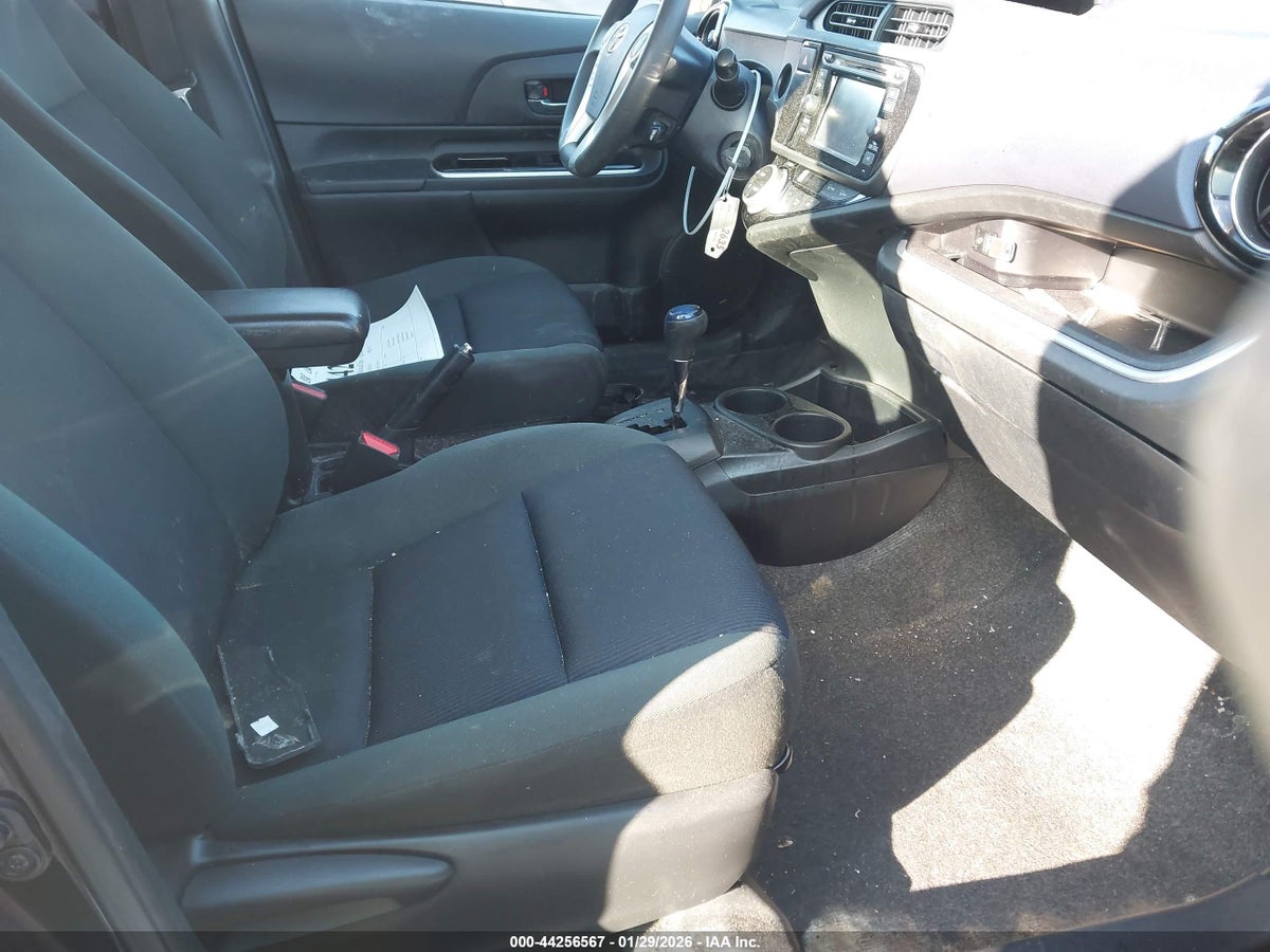 2016 TOYOTA PRIUS C TWO — снимка 5