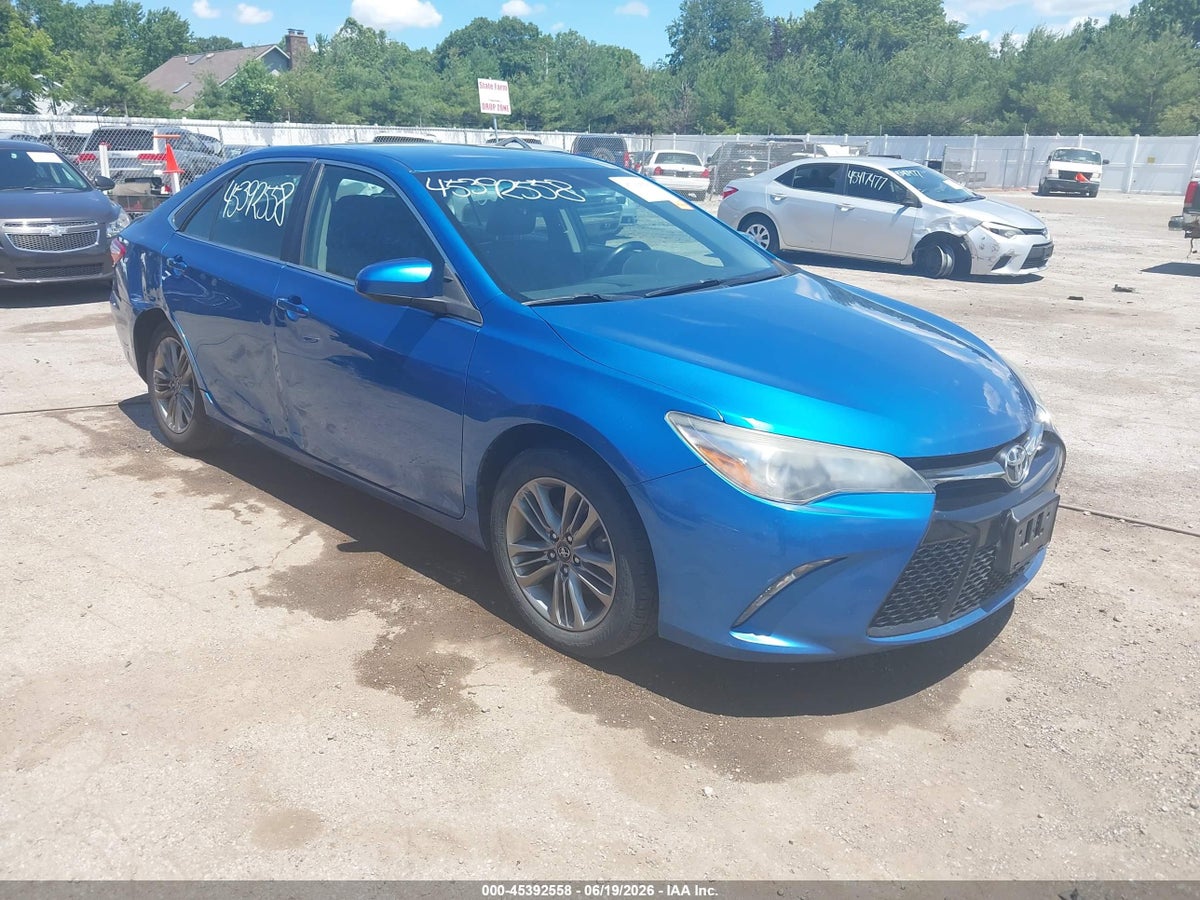 2017 TOYOTA CAMRY SE