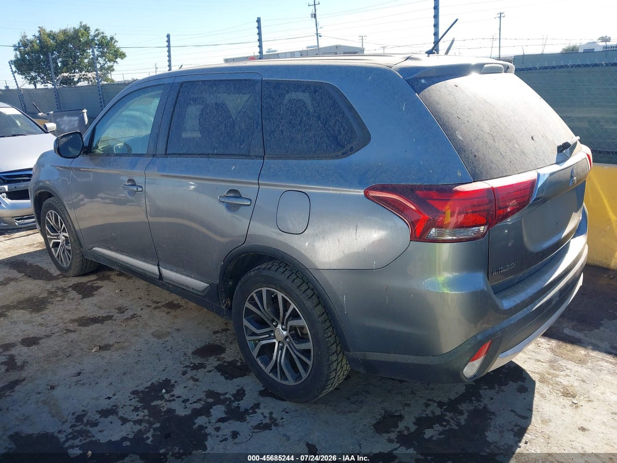 2016 MITSUBISHI OUTLANDER ES — снимка 3