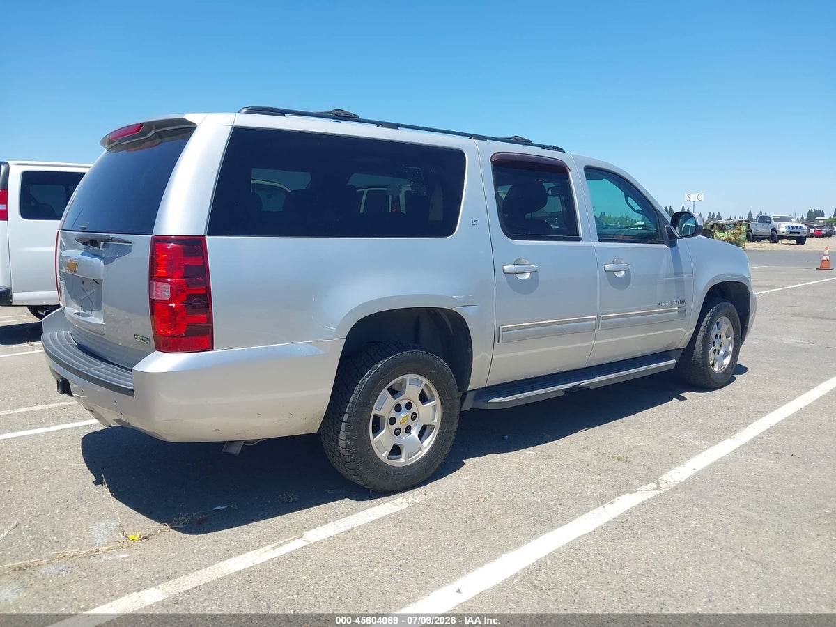 2012 CHEVROLET SUBURBAN LT — снимка 4