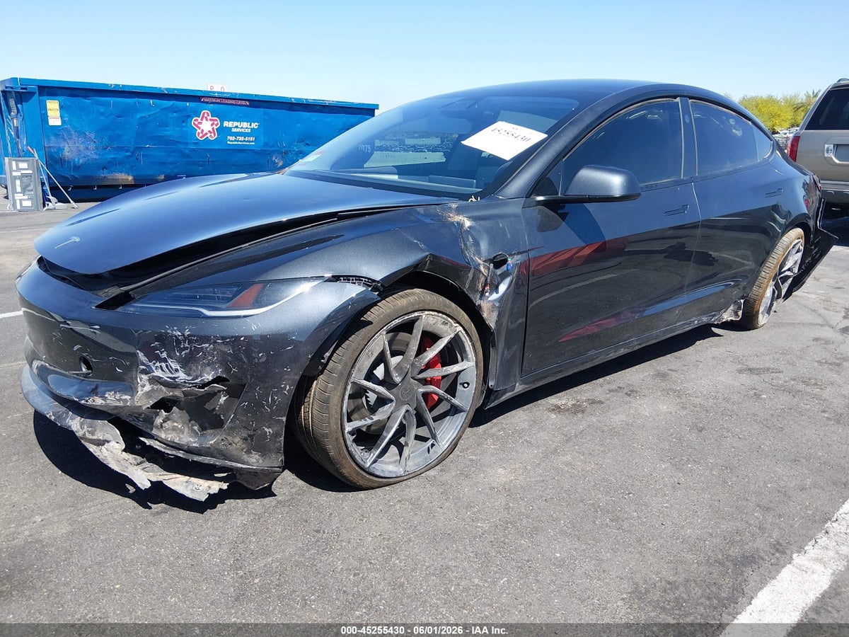 2025 TESLA MODEL 3 PERFORMANCE ALL-WHEEL DRIVE — снимка 2