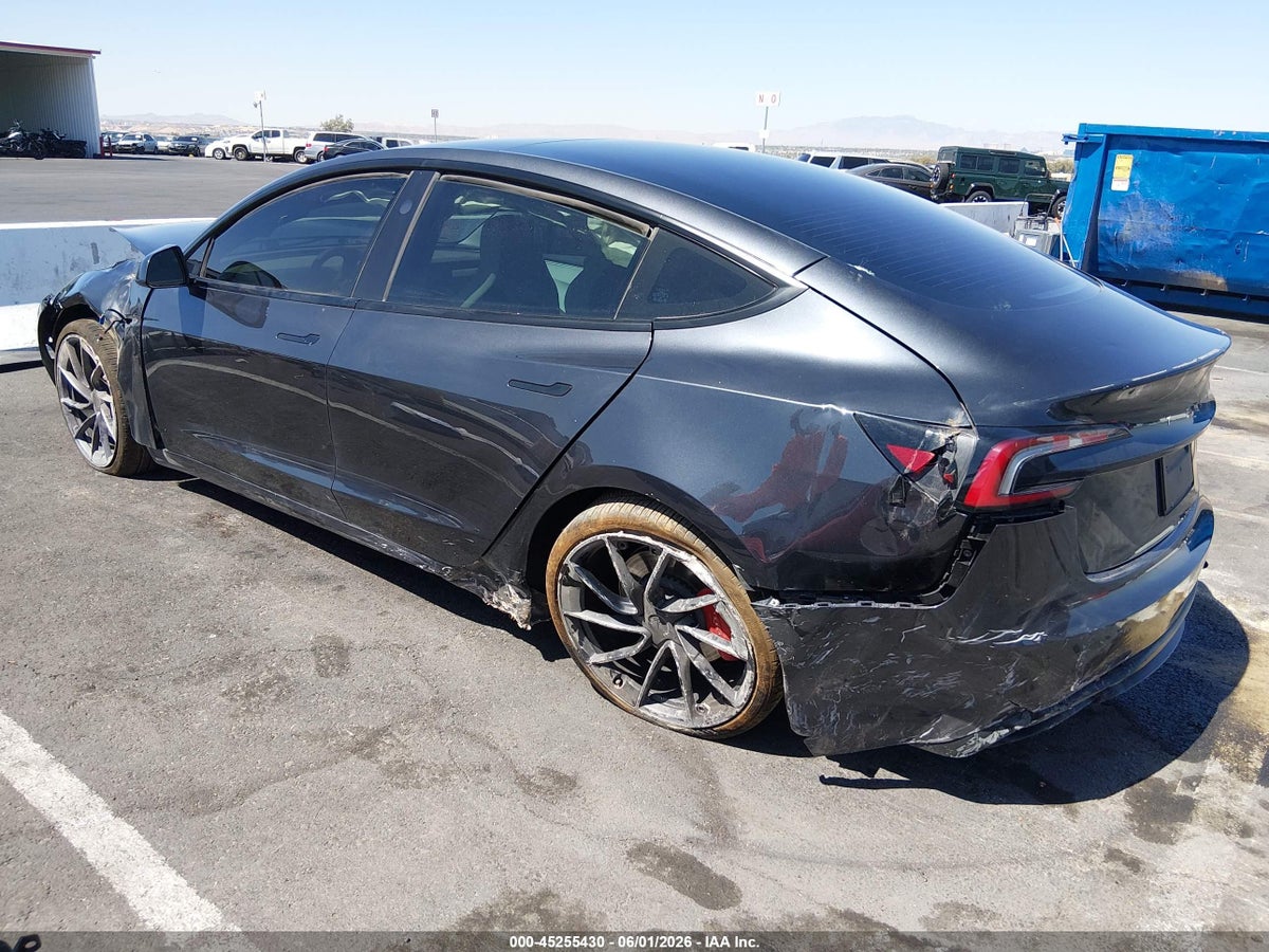 2025 TESLA MODEL 3 PERFORMANCE ALL-WHEEL DRIVE — снимка 3