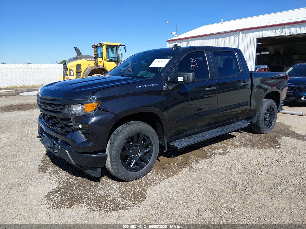 2022 CHEVROLET SILVERADO 1500 4WD SHORT BED CUSTOM — снимка 2