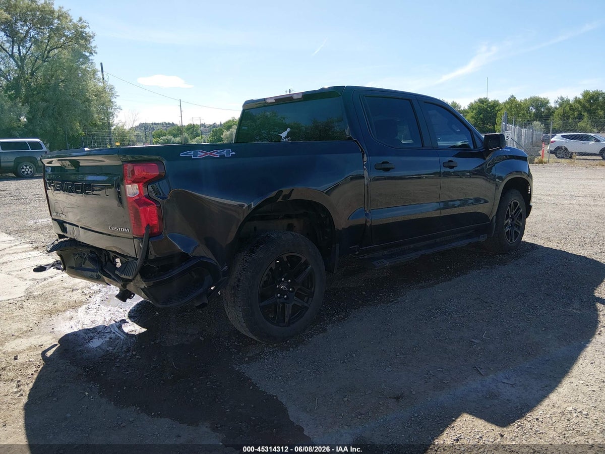 2022 CHEVROLET SILVERADO 1500 4WD SHORT BED CUSTOM — снимка 4