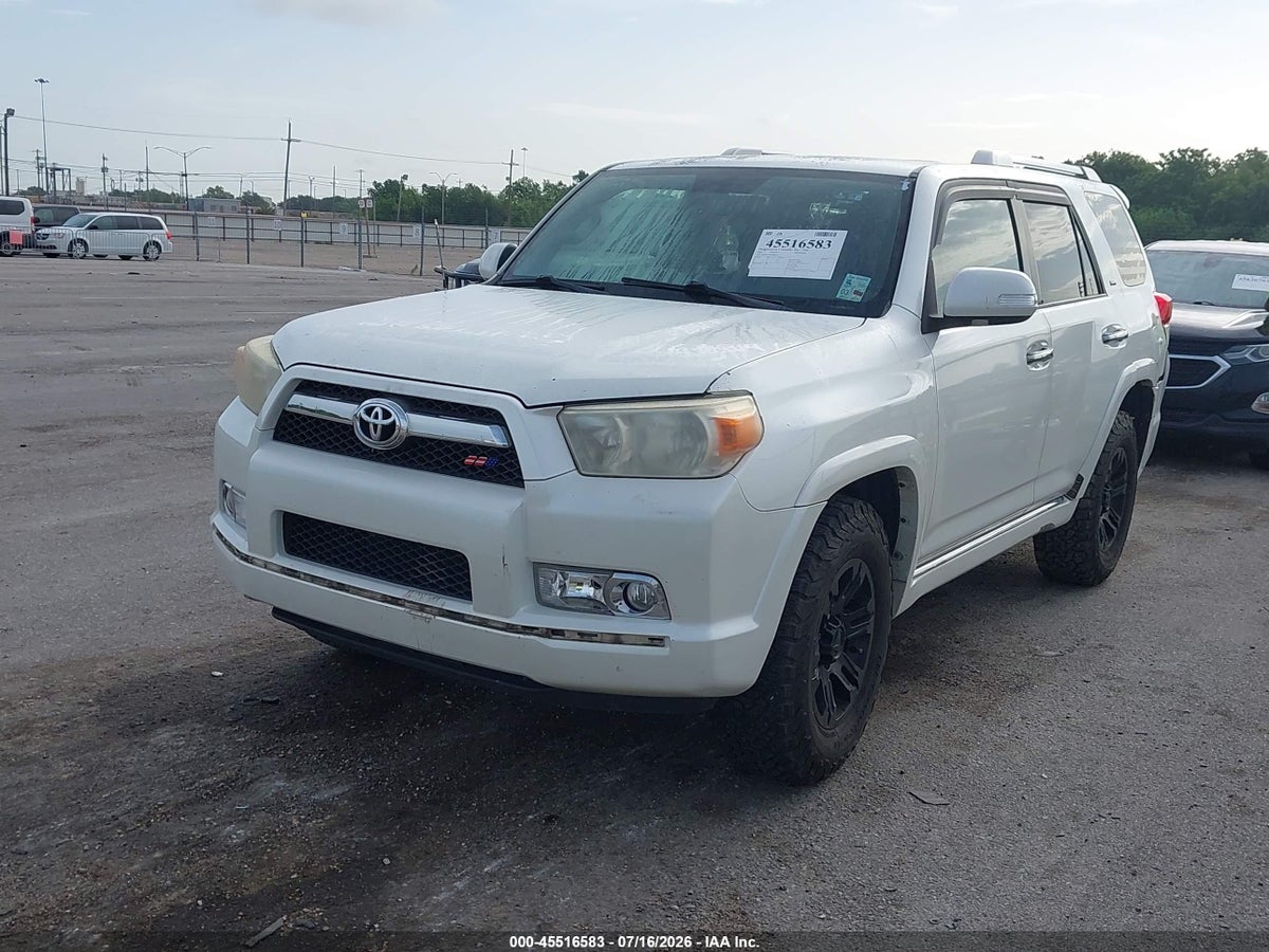 2011 TOYOTA 4RUNNER SR5 V6 — снимка 2