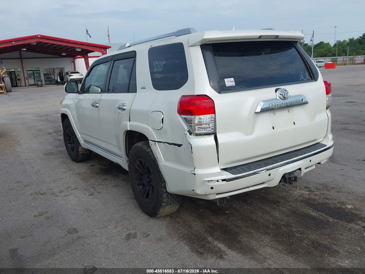 2011 TOYOTA 4RUNNER SR5 V6 — снимка 3