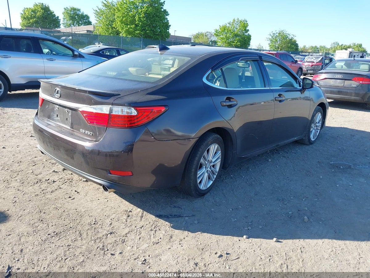 2015 LEXUS ES 350 — снимка 4