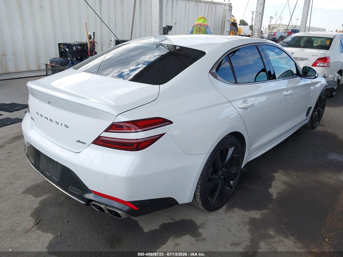 2023 GENESIS G70 2.0T AWD — снимка 4