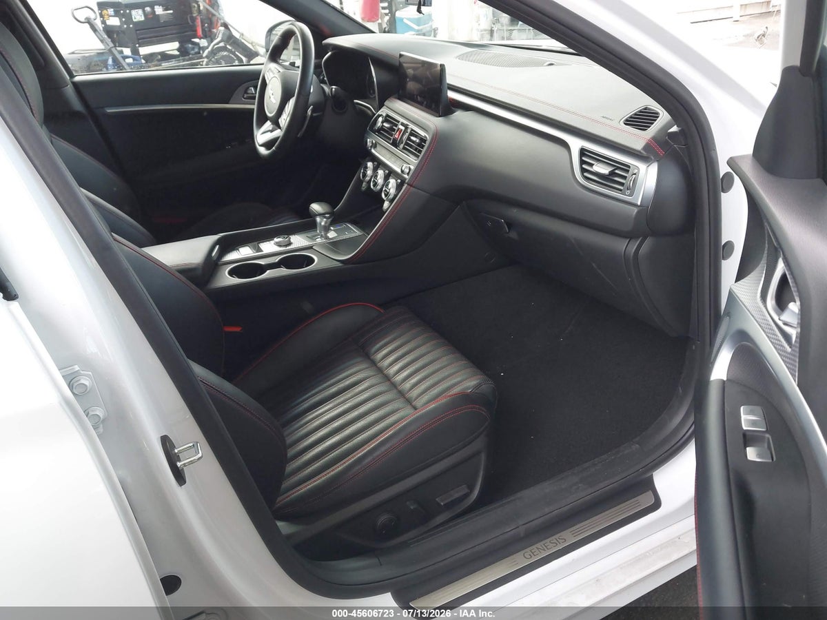 2023 GENESIS G70 2.0T AWD — снимка 5
