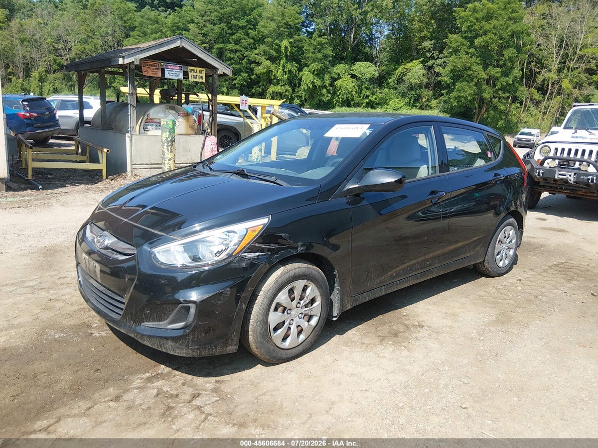 2016 HYUNDAI ACCENT SE — снимка 2