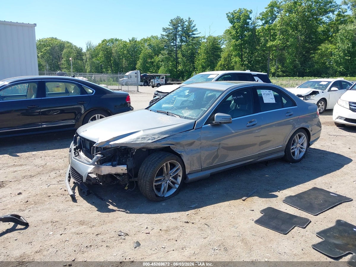 2012 MERCEDES-BENZ C 300 SPORT 4MATIC — снимка 2