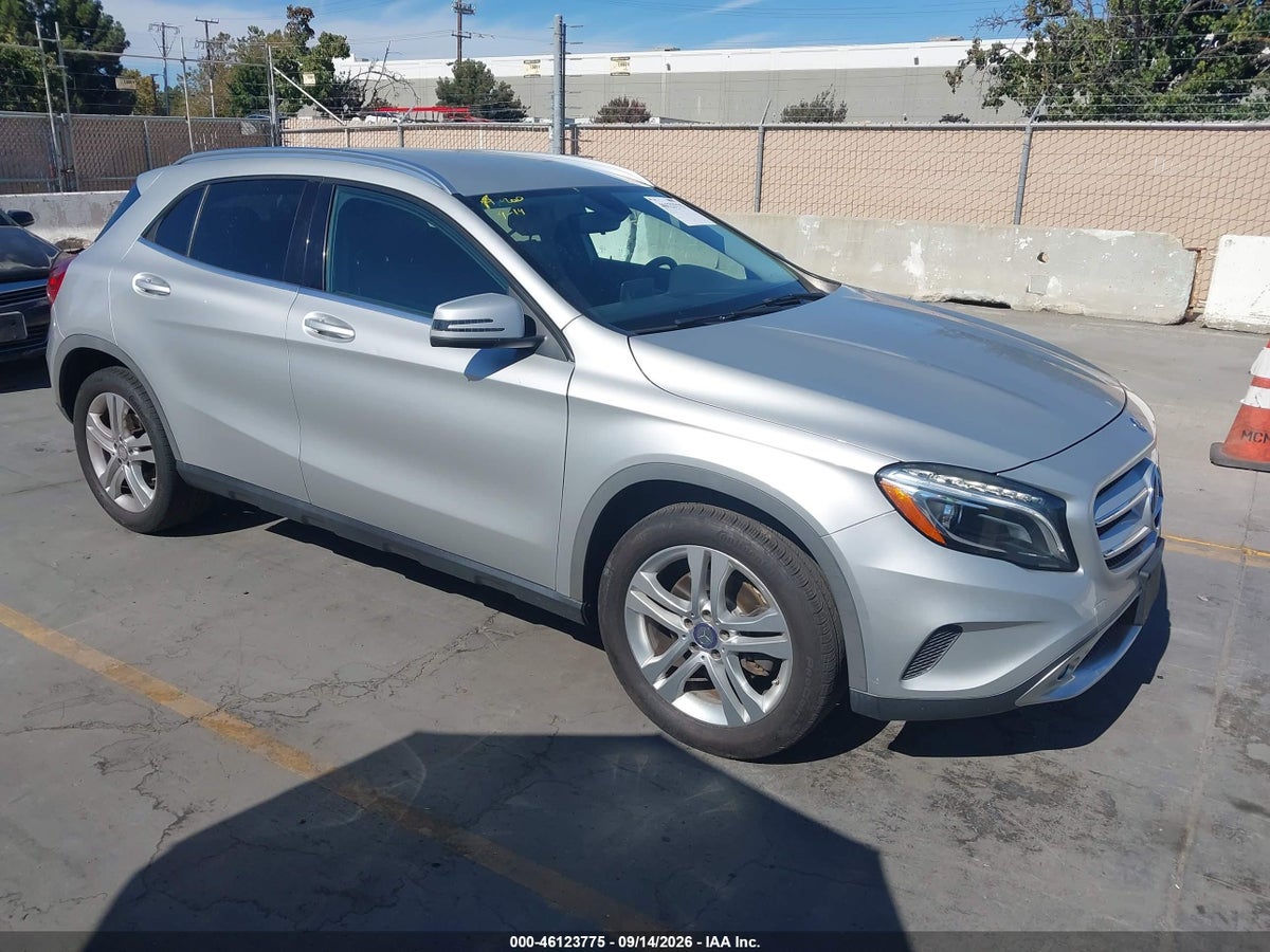 2015 MERCEDES-BENZ GLA 250 4MATIC