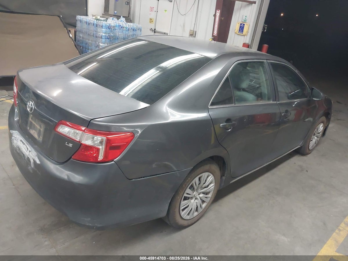 2013 TOYOTA CAMRY LE — снимка 4