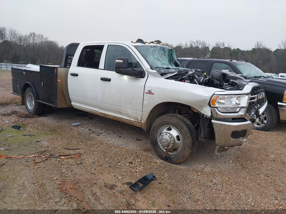 2024 RAM 3500 CHASSIS TRADESMAN/SLT/LARAMIE/LIMITED