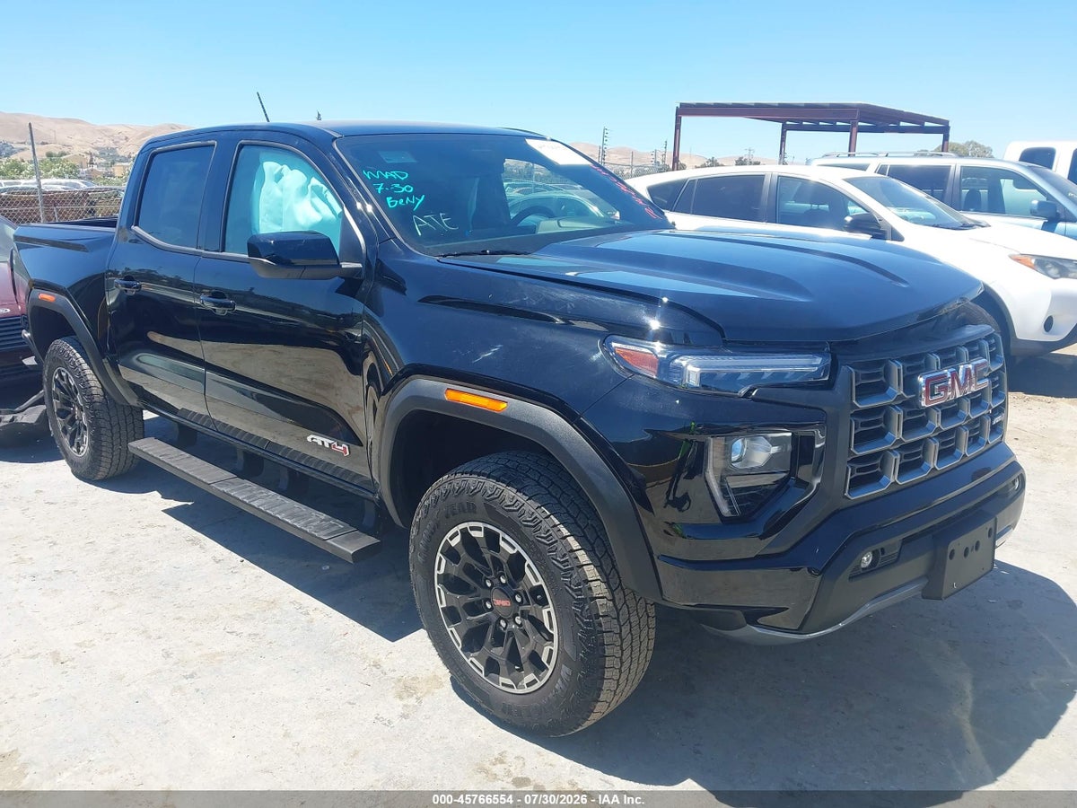 2026 GMC CANYON AT4, 4WD