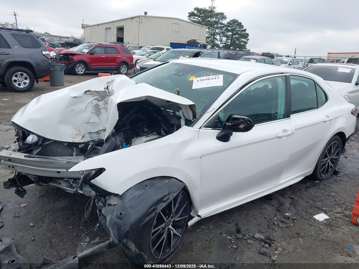 2021 TOYOTA CAMRY SE — снимка 2