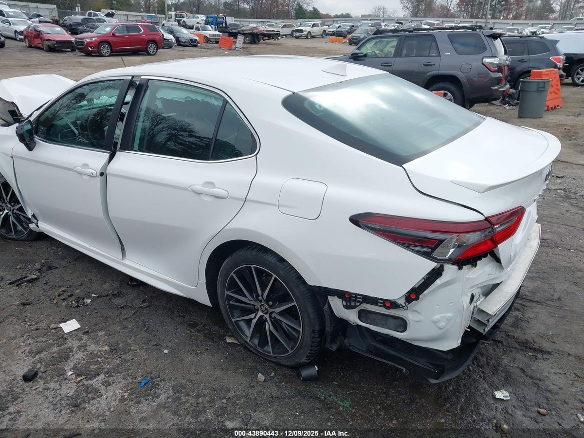 2021 TOYOTA CAMRY SE — снимка 3