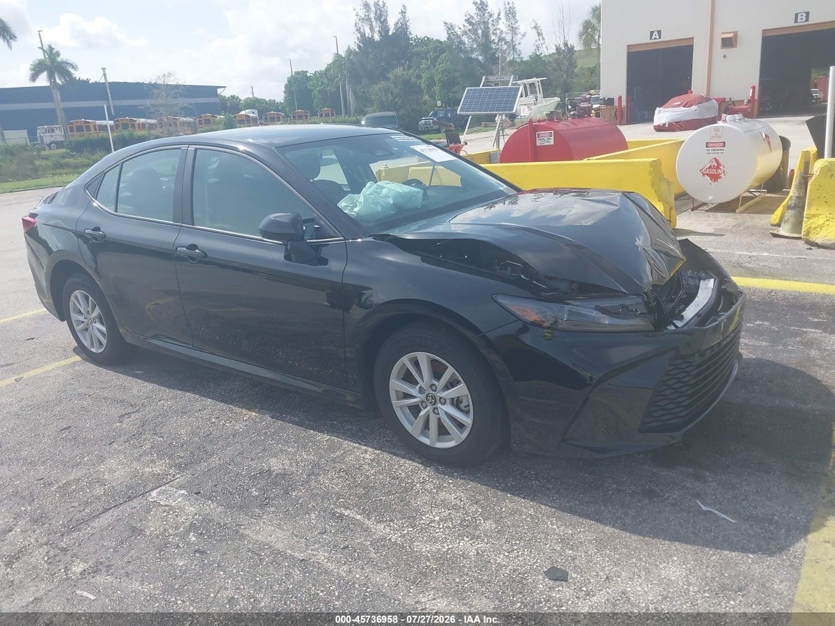 2026 TOYOTA CAMRY LE