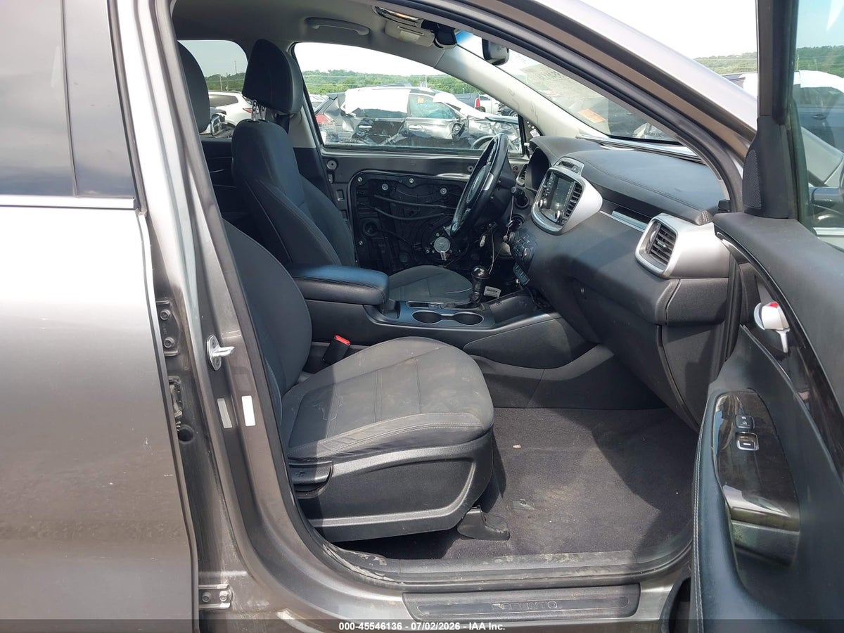 2017 KIA SORENTO 2.4L LX — снимка 5
