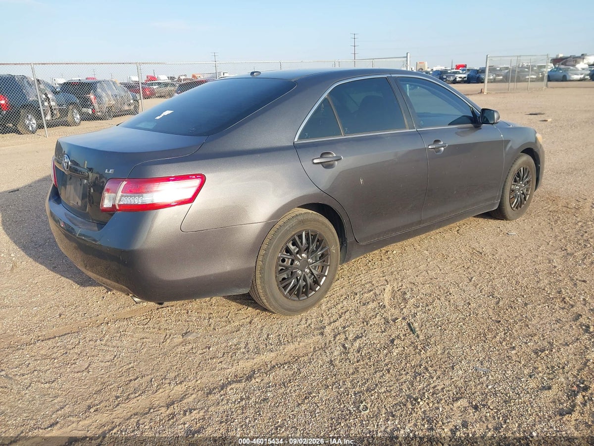 2011 TOYOTA CAMRY LE — снимка 4