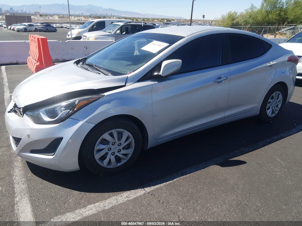 2016 HYUNDAI ELANTRA SE — снимка 2