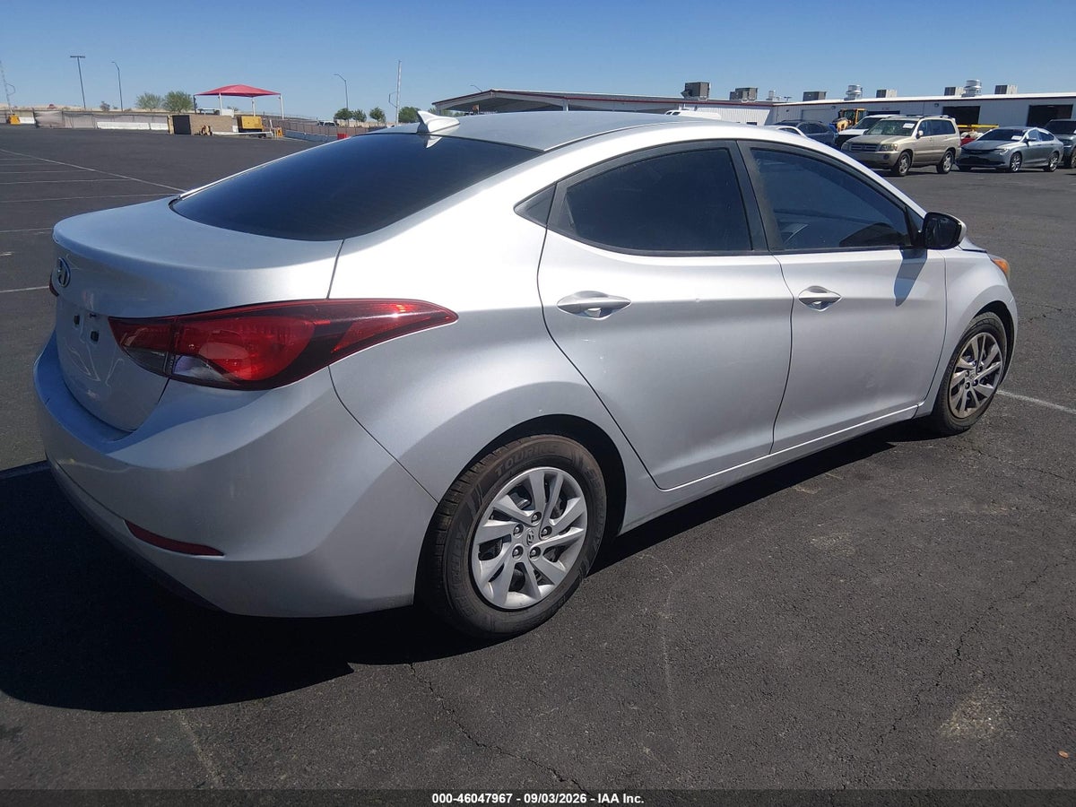 2016 HYUNDAI ELANTRA SE — снимка 4