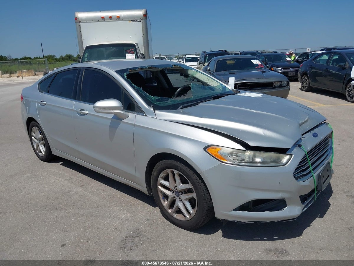 2013 FORD FUSION SE