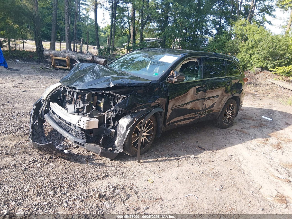 2018 TOYOTA HIGHLANDER SE — снимка 2