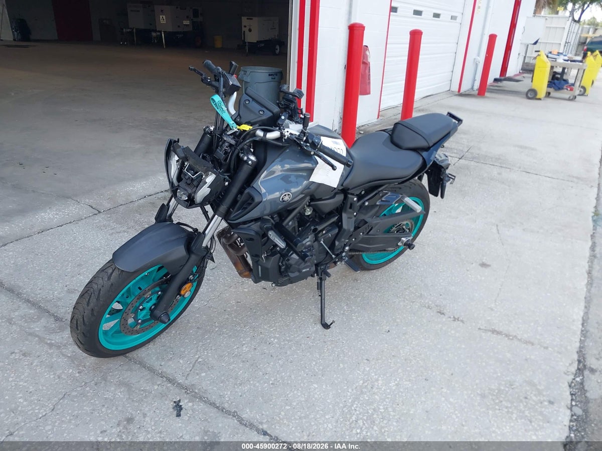 2023 YAMAHA MT07 — снимка 2