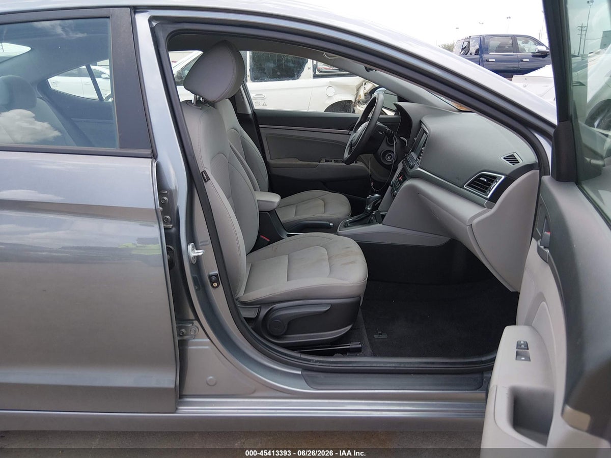 2017 HYUNDAI ELANTRA SE — снимка 5