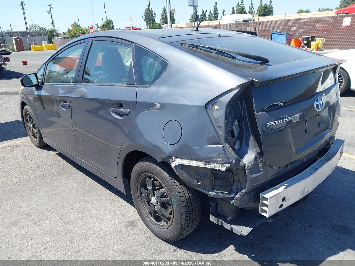 2015 TOYOTA PRIUS TWO — снимка 3