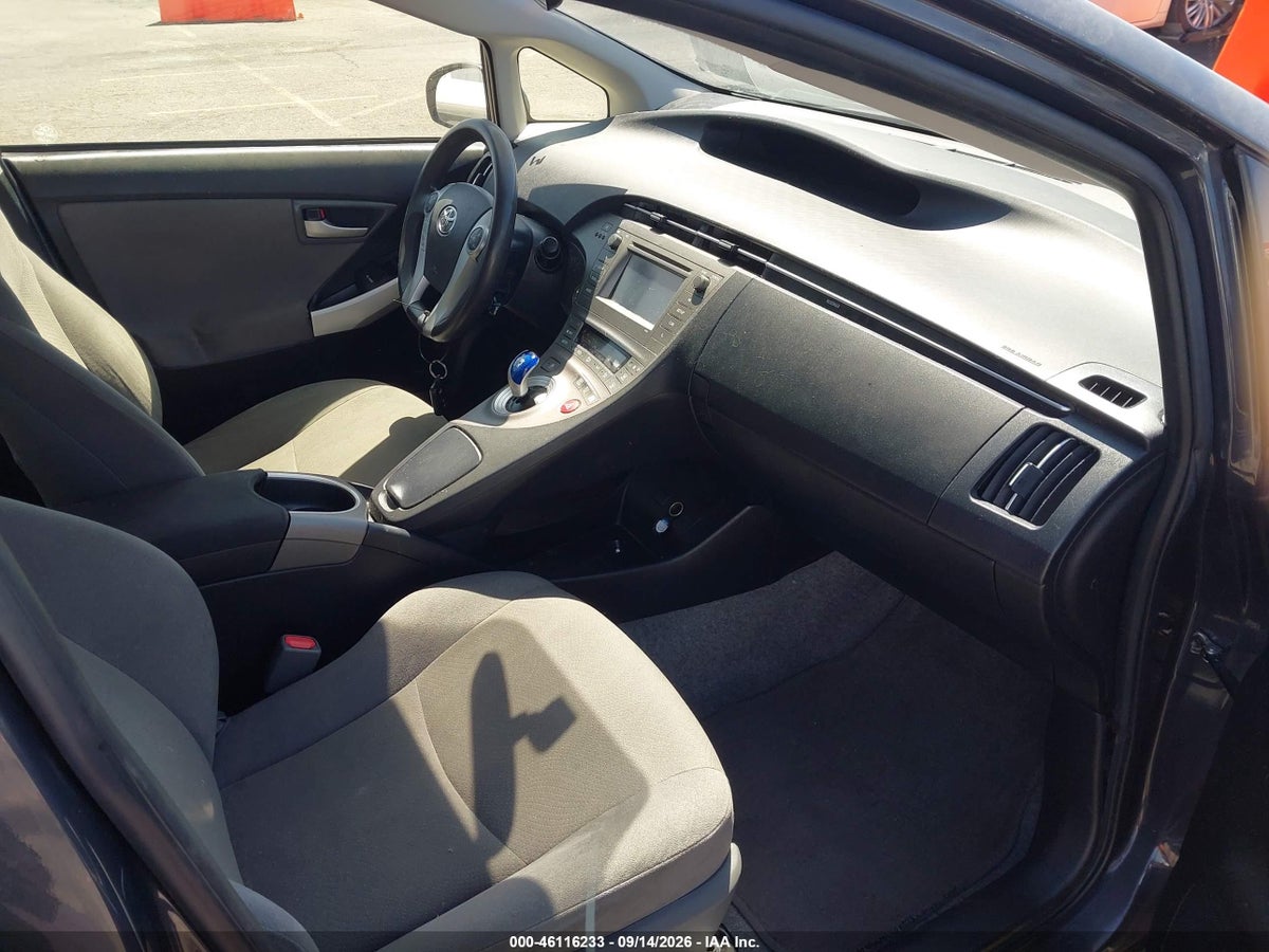 2015 TOYOTA PRIUS TWO — снимка 5
