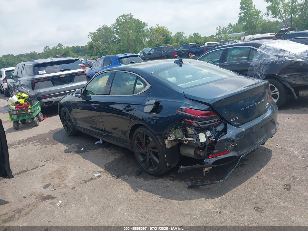 2022 GENESIS G70 3.3T AWD — снимка 3